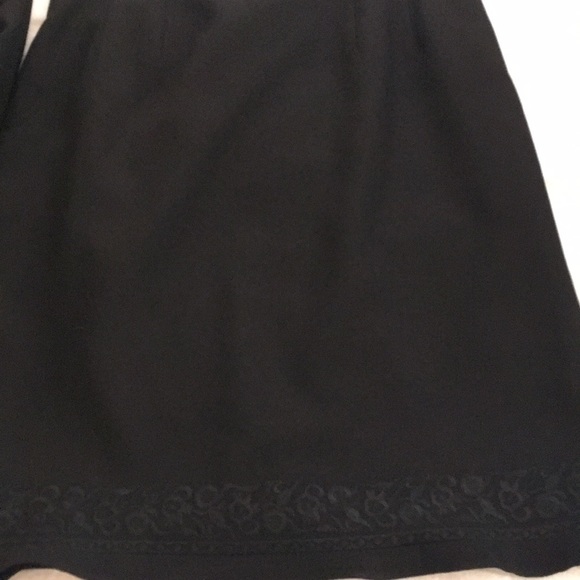 Skirt and jacket set - Picture 3 of 5